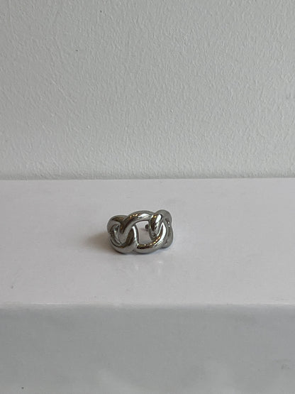 Valor Ring