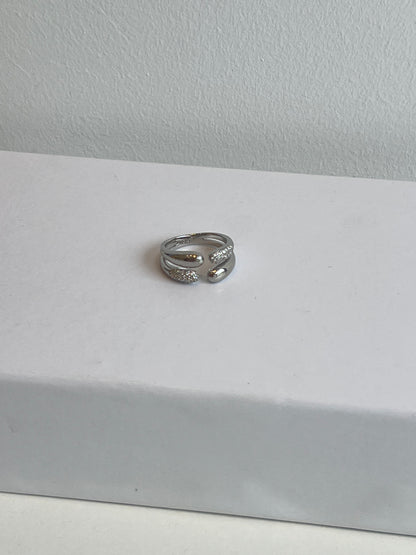 Serpentine Ring